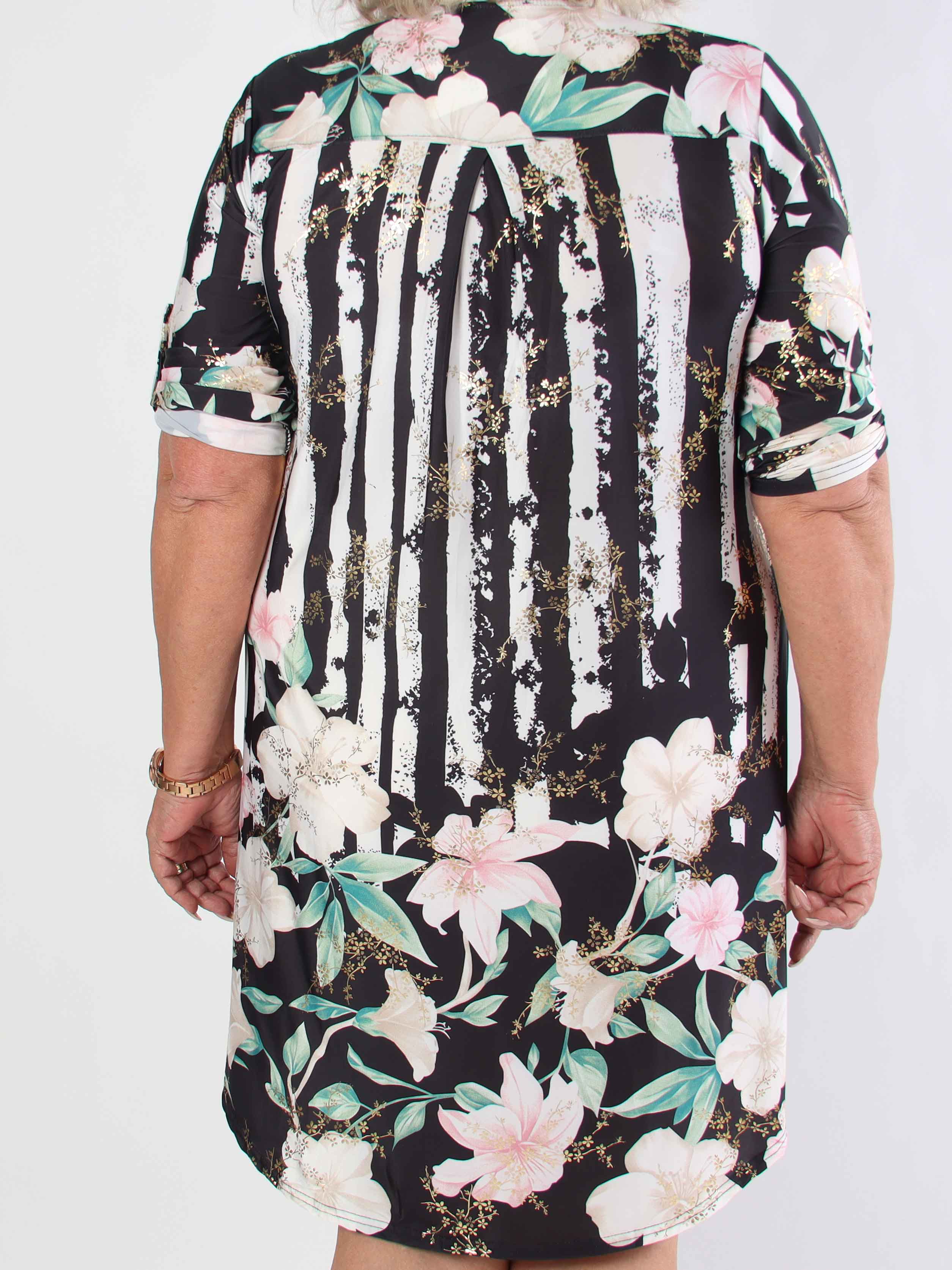 Ebba Floral Stripe Long - Elastisk plus size klänning med gulddetaljer